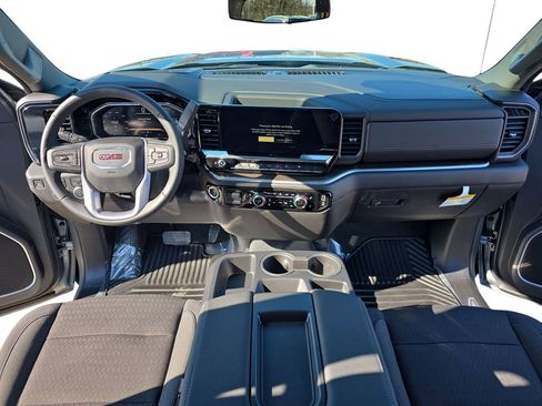 New 2026 GMC Sierra 1500 Elevation image 9