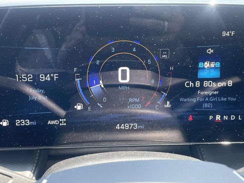 Used 2025 Chevrolet Equinox LT w/ Convenience Package II AWD/4WD image 24