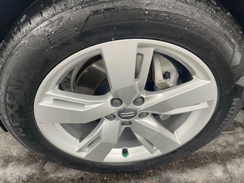 Used 2019 Audi Q5 2.0T Premium Plus w/ Premium Plus Package image 9