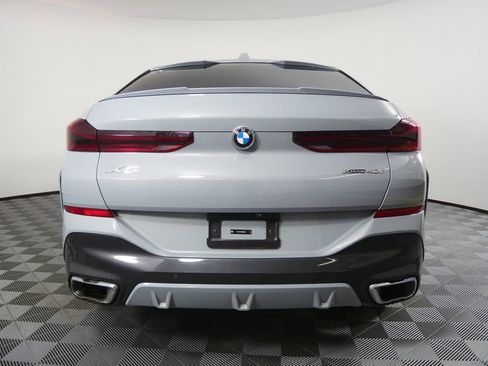 Certified 2024 BMW X6 xDrive40i w/ Executive Package image 4