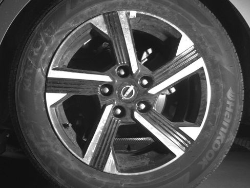 Used 2025 Nissan Sentra SV FWD image 14
