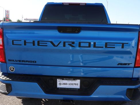 Used 2025 Chevrolet Silverado 1500 RST w/ LPO, Dark Essentials Package AWD/4WD image 6