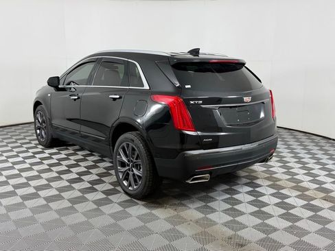 Used 2019 Cadillac XT5 Luxury w/ LPO, Black Ice Package image 9