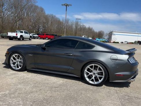 Used 2019 Ford Mustang GT Premium image 6