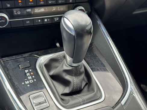 Used 2019 MAZDA CX-9 Touring FWD image 22