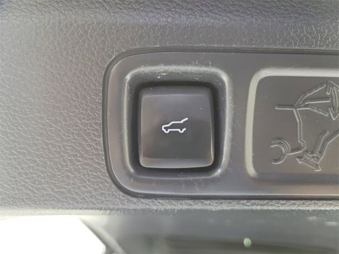 Used 2023 Lincoln Navigator L Reserve image 6