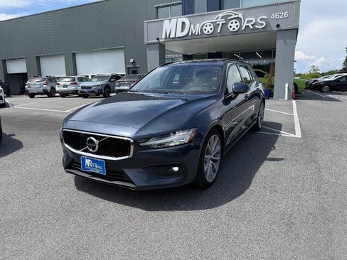 Used 2020 Volvo V60 T5 Momentum FWD image 2