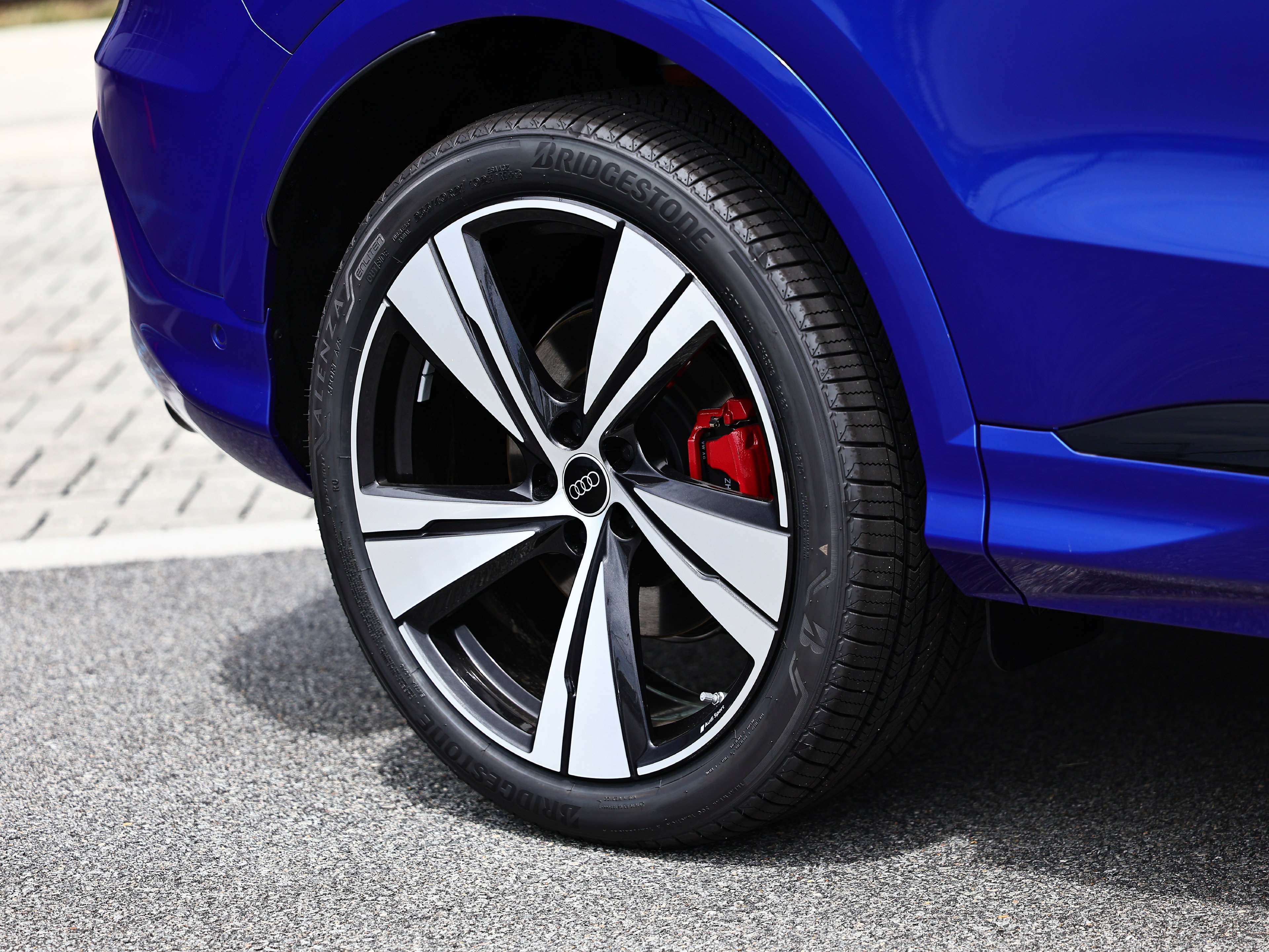 New 2026 Audi SQ5 Premium Plus AWD/4WD image 6