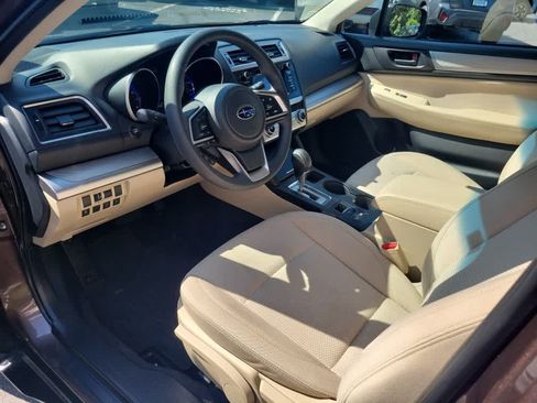 Used 2019 Subaru Outback 2.5i AWD/4WD image 22