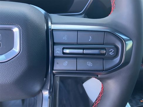 Used 2024 GMC Canyon AT4X image 16