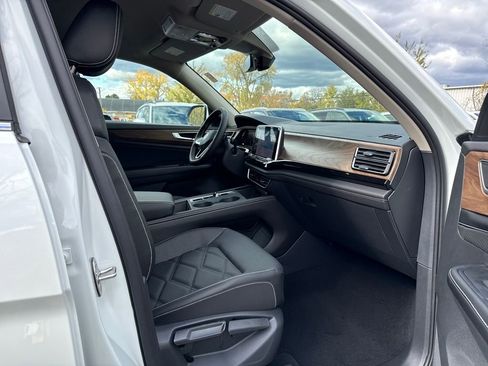 New 2026 Volkswagen Atlas SE image 15