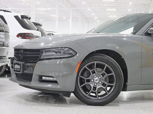Used 2018 Dodge Charger GT image 2