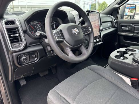 Used 2026 RAM 2500 Big Horn AWD/4WD image 17