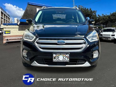 Used 2017 Ford Escape Titanium w/ Equipment Group 301A FWD image 11