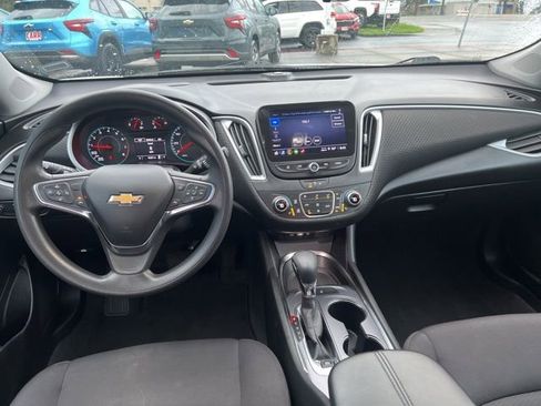 Used 2023 Chevrolet Malibu LT image 57