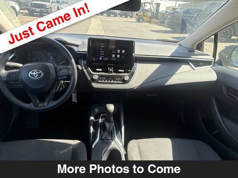 Used 2024 Toyota Corolla LE FWD image 10