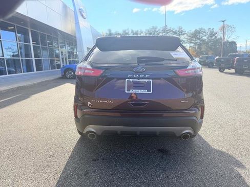 Certified 2024 Ford Edge Titanium image 5