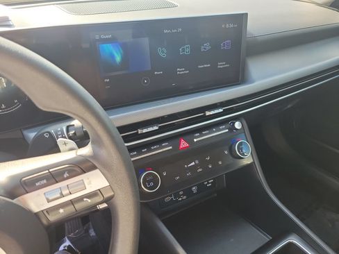 Used 2025 Hyundai Sonata SEL FWD image 22