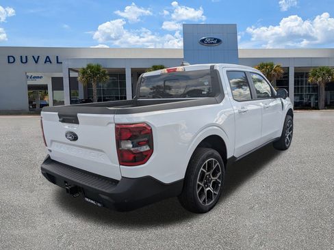 New 2025 Ford Maverick Lariat image 3