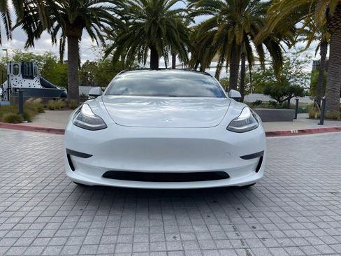 Used 2023 Tesla Model 3 Standard Range RWD image 3