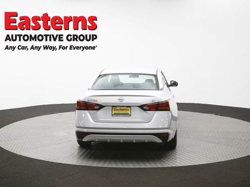 Used 2023 Nissan Altima 2.5 SV FWD image 38