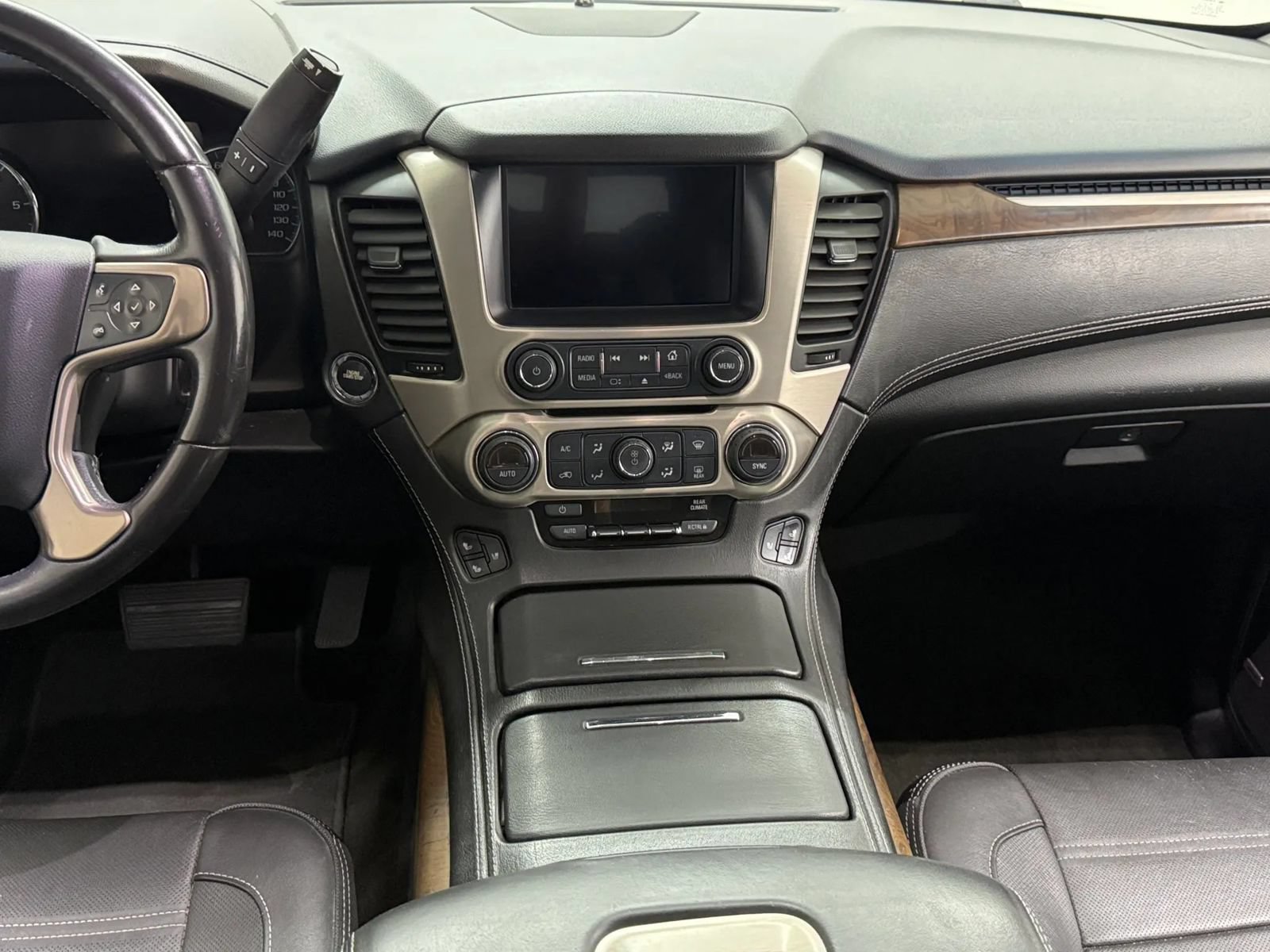 Used 2018 GMC Yukon Denali w/ Open Road Package RWD image 8