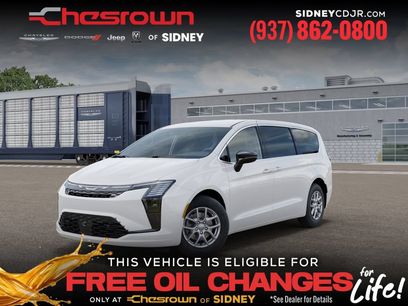New 2027 Chrysler Pacifica Select w/ Family Tech Group