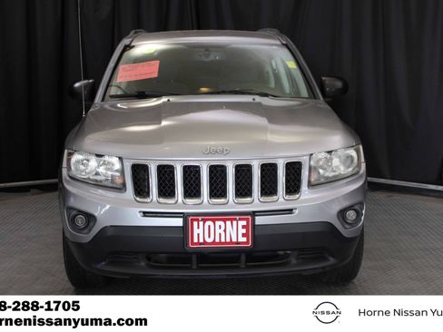 Used 2016 Jeep Compass Sport w/ Power Value Group FWD image 2