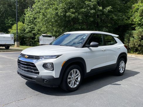 Used 2023 Chevrolet TrailBlazer LS FWD image 5