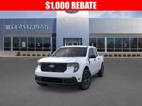 New 2025 Ford Maverick XLT w/ Equipment Group 302A image 2