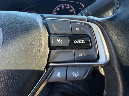 Used 2021 Honda Accord EX-L image 17