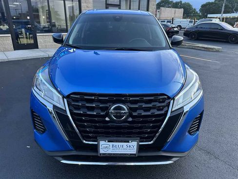 Used 2021 Nissan Kicks S FWD image 2