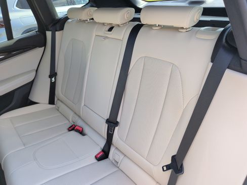 Used 2024 BMW X3 sDrive30i w/ Premium Package w/ZPA RWD image 35