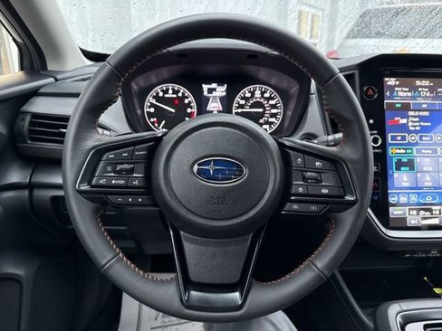 Used 2024 Subaru Crosstrek 2.5i Limited w/ Crosstrek Mirror Package AWD/4WD image 19