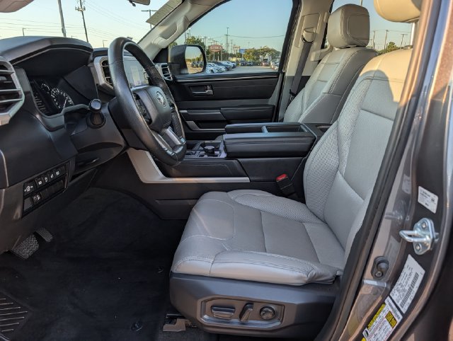 Used 2024 Toyota Tundra SR5 w/ SR5 Premium Package AWD/4WD image 27