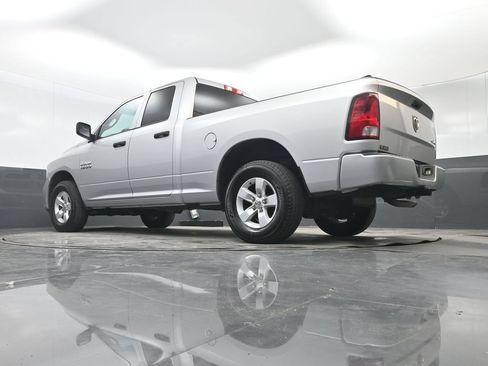 Used 2018 RAM 1500 Express AWD/4WD image 28