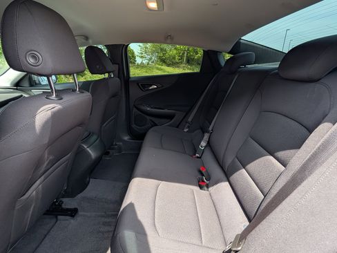 Used 2022 Chevrolet Malibu LS FWD image 18