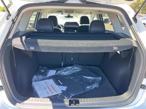 New 2025 Volkswagen Taos SE image 20