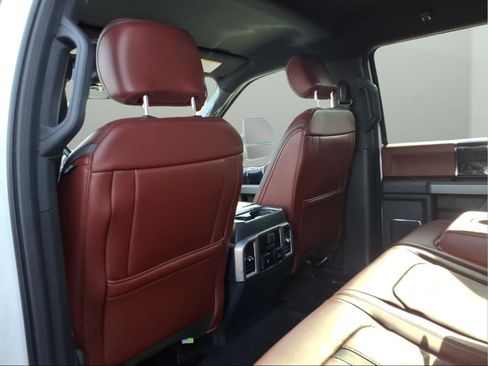 Used 2022 Ford F350 Platinum image 25