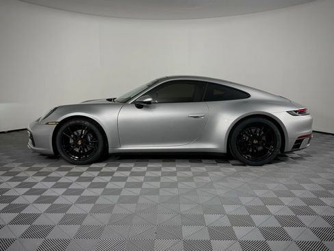 Certified 2023 Porsche 911 Carrera RWD image 2