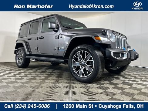 Used 2023 Jeep Wrangler Unlimited Sahara w/ Cold Weather Group AWD/4WD image 1