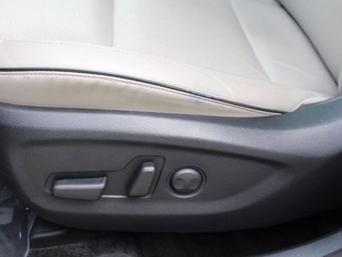 Certified 2022 Kia Sportage EX w/ EX Technology Package image 26