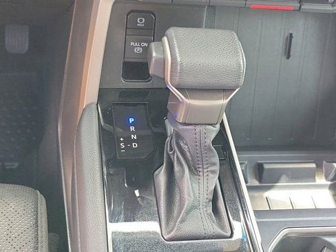 Used 2024 Toyota Tundra Limited AWD/4WD image 28