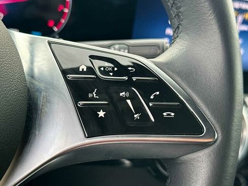 Used 2025 Mercedes-Benz GLA 250 image 30