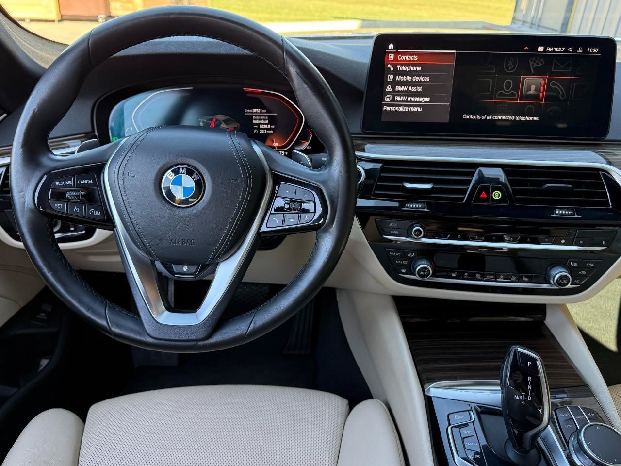 Used 2021 BMW 530i xDrive w/ Convenience Package AWD/4WD image 10