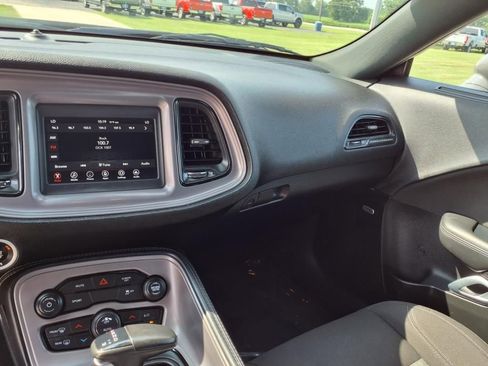Used 2023 Dodge Challenger SXT image 18