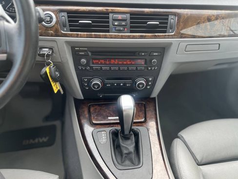 Used 2008 BMW 328i Sedan RWD image 12