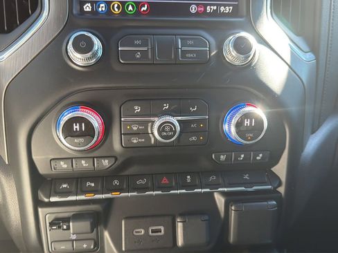 Used 2021 GMC Sierra 1500 Denali w/ Denali Ultimate Package image 14