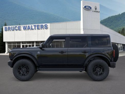 New 2026 Ford Bronco Outer Banks AWD/4WD image 4