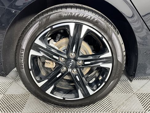 Used 2023 Kia K5 GT-Line image 32